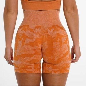 NVGTN Burnt Orange Camo Seamless Shorts